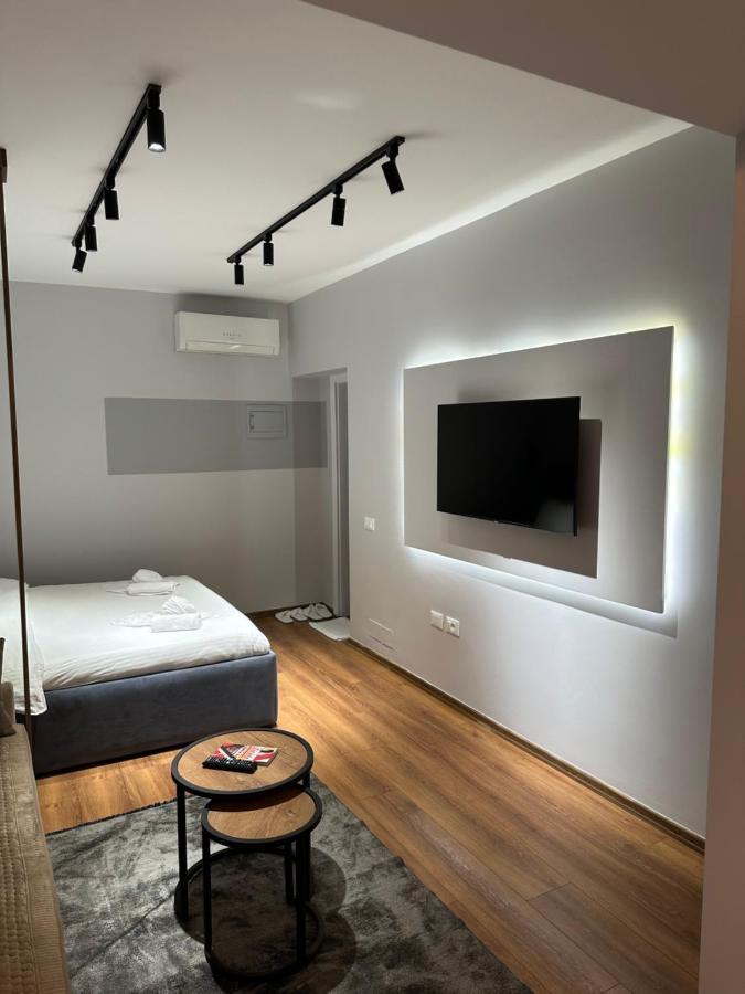 4Seasonsgea , Studio Apartment In Heart Of Tirana Exterior foto